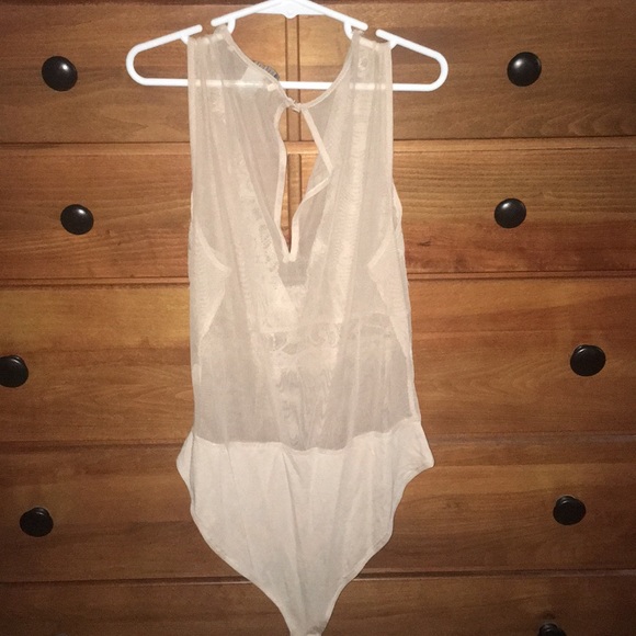 Mesh lace bodysuit - Picture 3 of 3